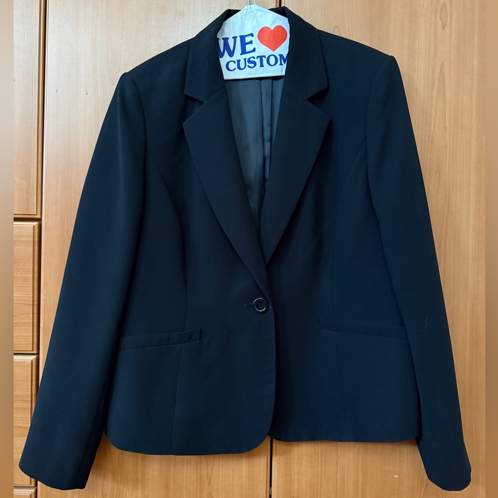 Jones Studio Black Tailored Blazer